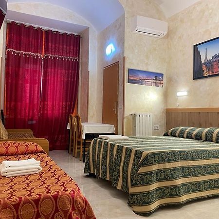 Готель Termini Relex House Рим Екстер'єр фото