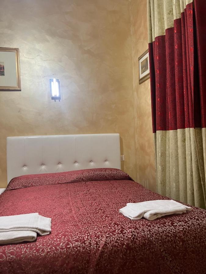 Готель Termini Relex House Рим Екстер'єр фото